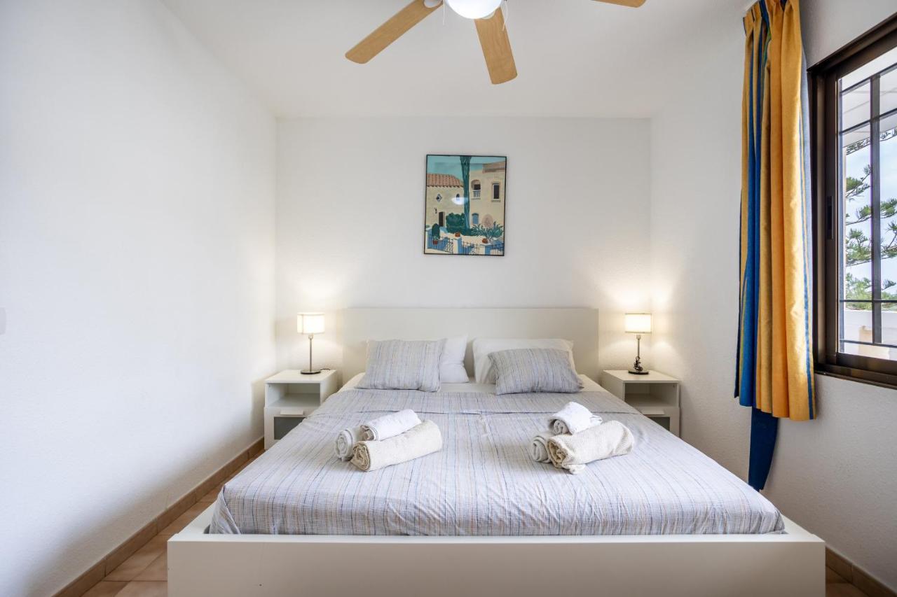 Castle Harbour Matthew'S Flat Los Cristianos By Lovetenerife Extérieur photo