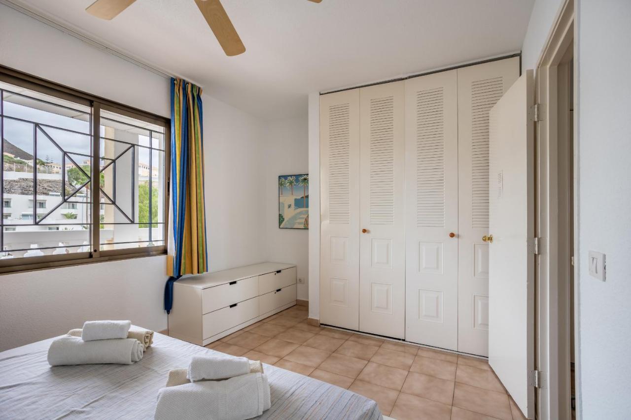 Castle Harbour Matthew'S Flat Los Cristianos By Lovetenerife Extérieur photo
