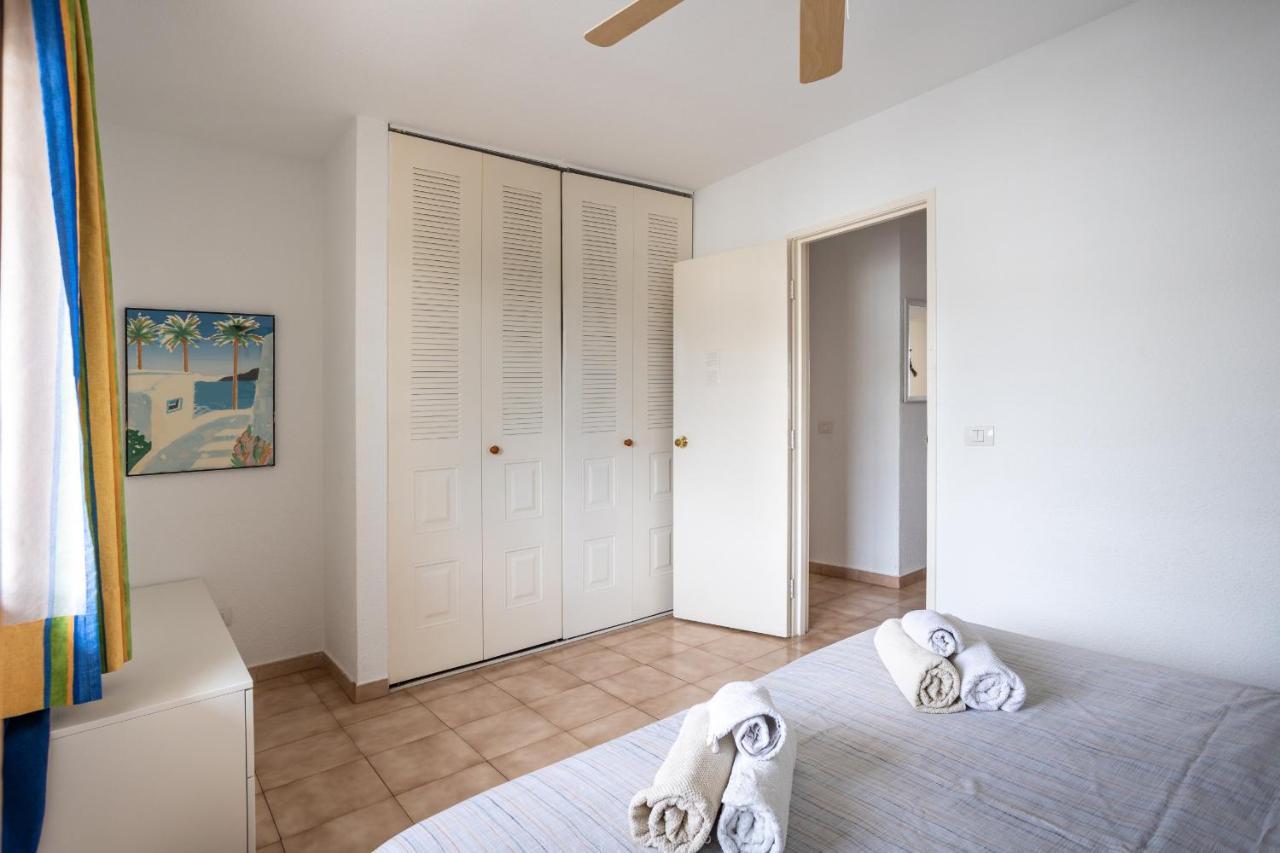Castle Harbour Matthew'S Flat Los Cristianos By Lovetenerife Extérieur photo